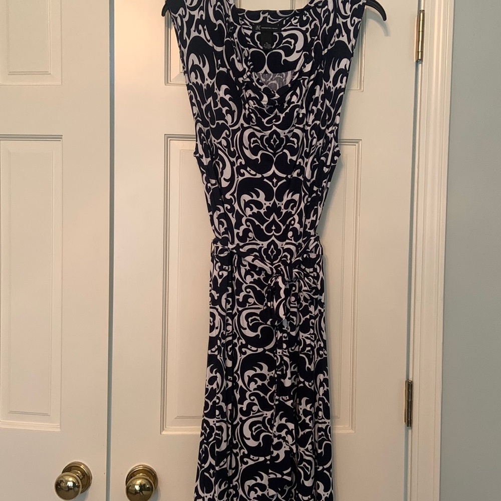 Inc sleeveless dress belted, navy and white size XL